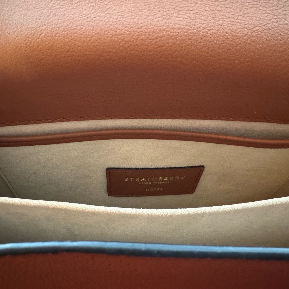 Strathberry east/west crossbody bag Chestnut color - Picture 6 of 10